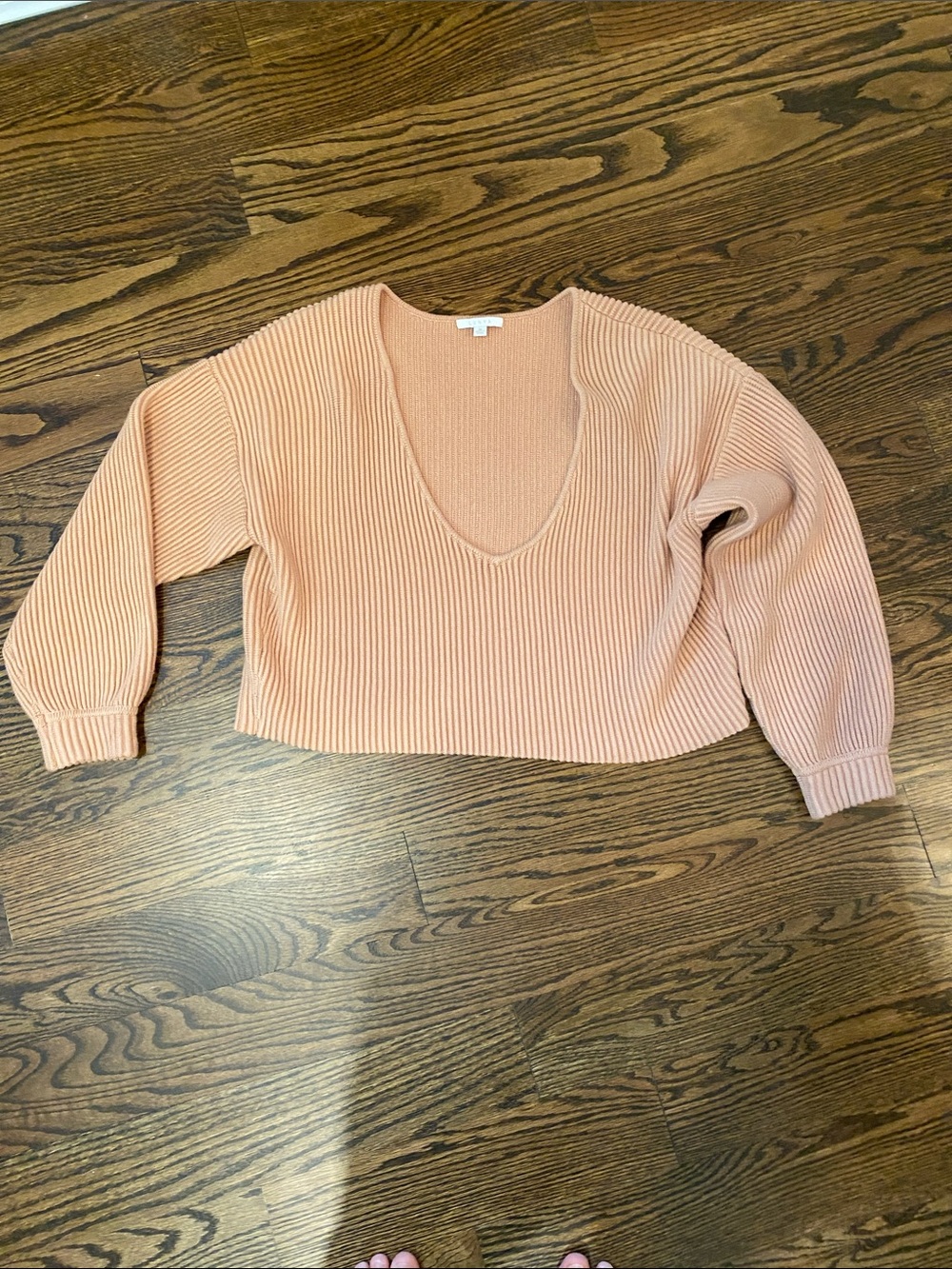 lunya Peach Ribbed Cropped V-Neck Sweater
